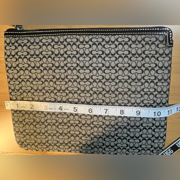 COACH Black & Gray Small C Vintage Canvas Padded iPad Tablet Sleeve Travel Case - Picture 13 of 13